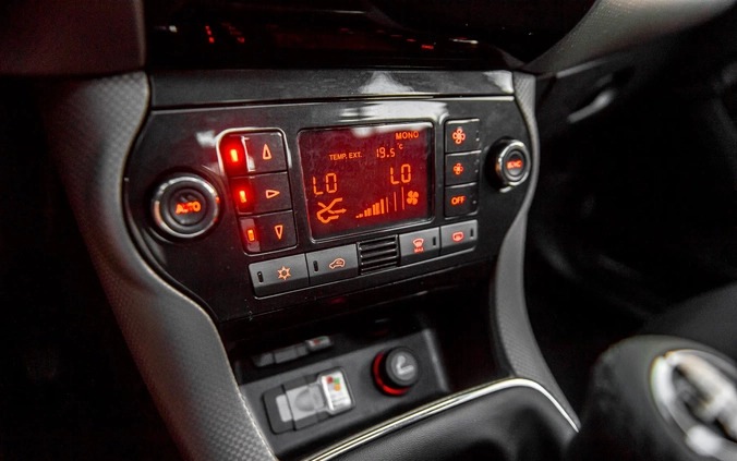 Fiat Bravo cena 21900 przebieg: 208002, rok produkcji 2011 z Trzebnica małe 466